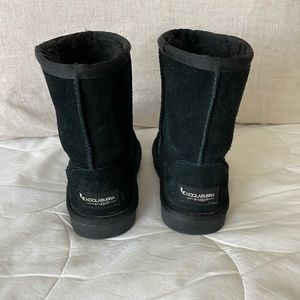 Kookaburra by UGG black suede boots